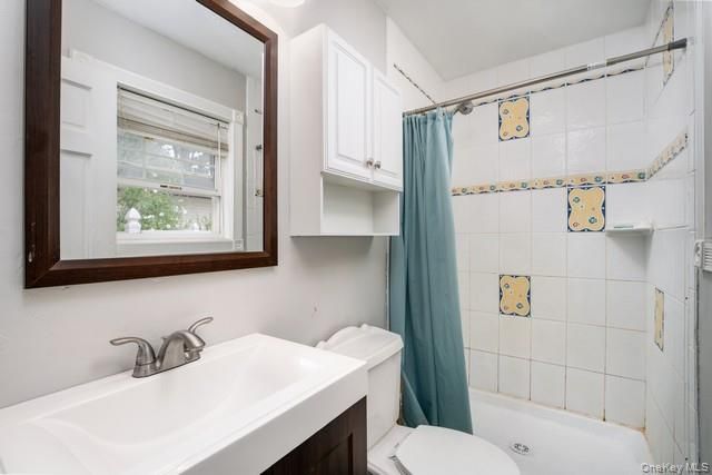 22 Babylon Drive, Sound Beach, NY 11789