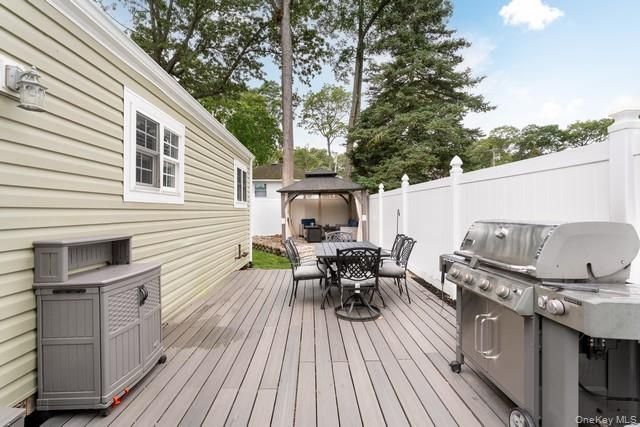 22 Babylon Drive, Sound Beach, NY 11789