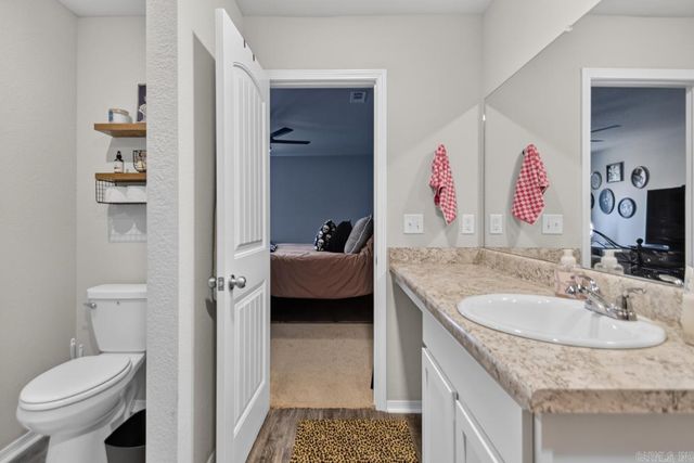 2136 Dandelion Drive, Benton, AR 72019