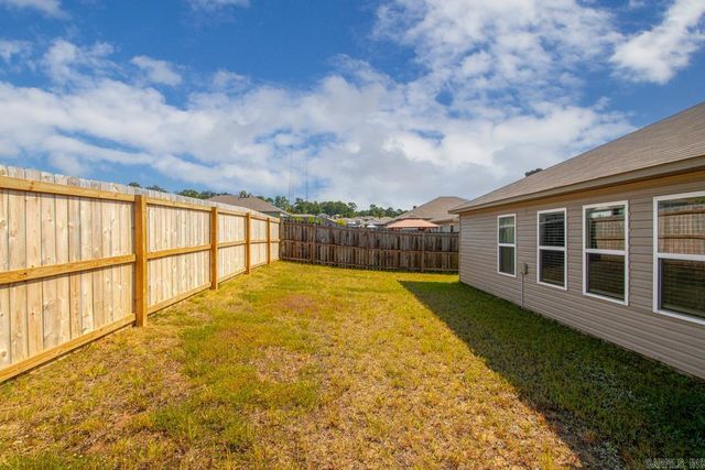 2136 Dandelion Drive, Benton, AR 72019