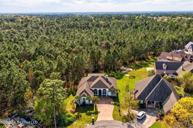 756 Troon Court, Diamondhead, MS 39525