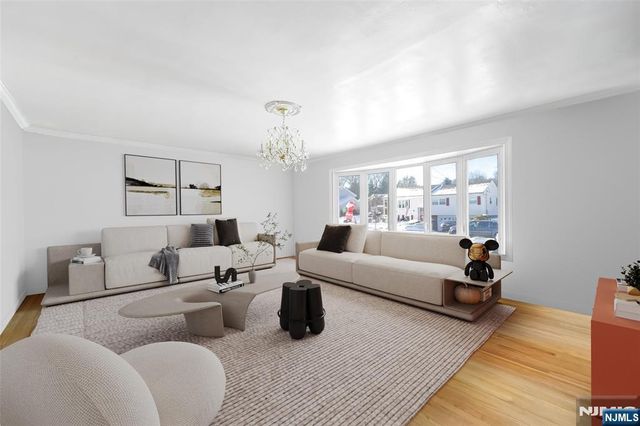 19 Vivian, Emerson, NJ 07630