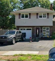 19 Vivian, Emerson, NJ 07630