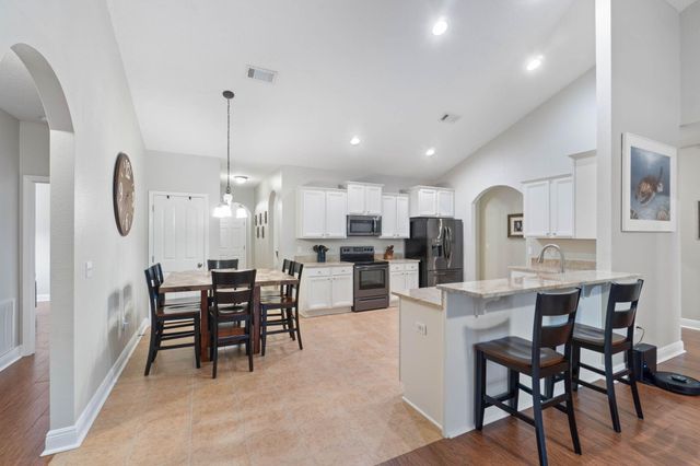 2779 Grand Bay Court, Navarre, FL 32566