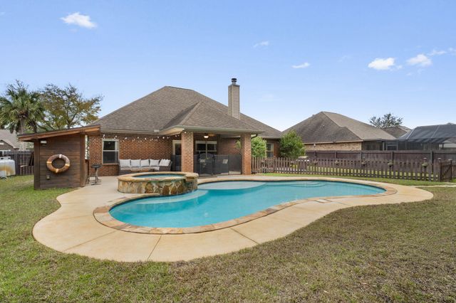 2779 Grand Bay Court, Navarre, FL 32566