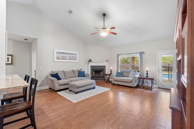 2779 Grand Bay Court, Navarre, FL 32566