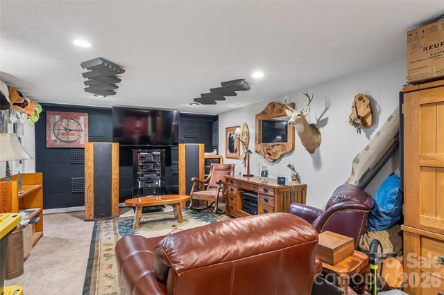 10 Oak Leaf Lane, Arden, NC 28704