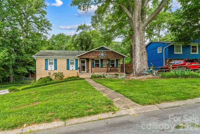 10 Oak Leaf Lane, Arden, NC 28704