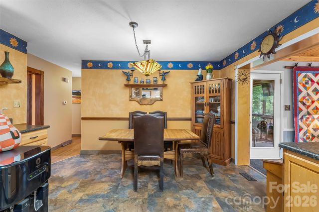 10 Oak Leaf Lane, Arden, NC 28704