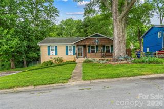 10 Oak Leaf Lane, Arden, NC 28704