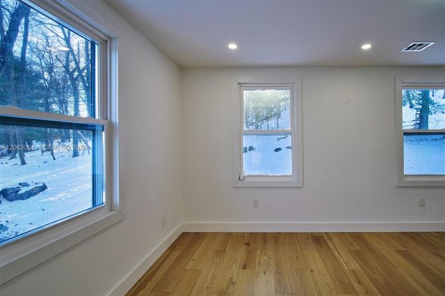 189 Mc Namara Rd, ,, NY 10977