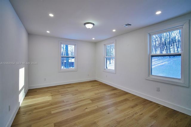 189 Mc Namara Rd, ,, NY 10977