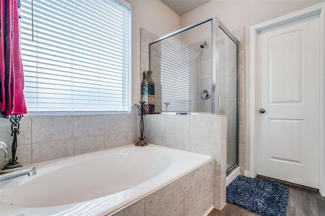 4258 Mcgregor Bluff Lane, Conroe, TX 77304