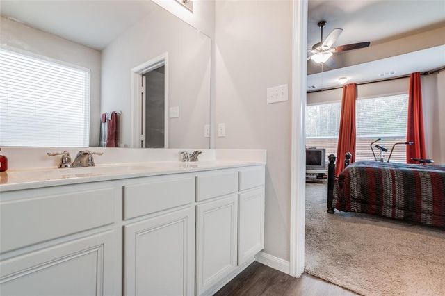 4258 Mcgregor Bluff Lane, Conroe, TX 77304