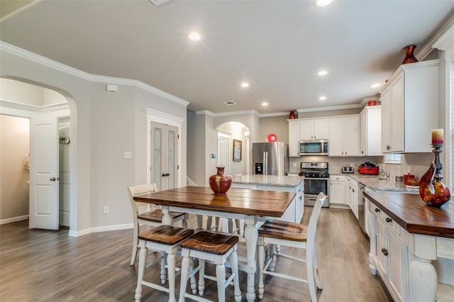 4258 Mcgregor Bluff Lane, Conroe, TX 77304
