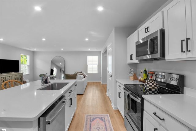 520 Mills Hill Way, Greenville, SC 29605