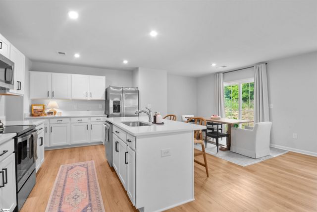 520 Mills Hill Way, Greenville, SC 29605