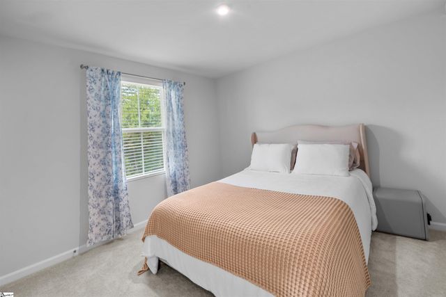 520 Mills Hill Way, Greenville, SC 29605