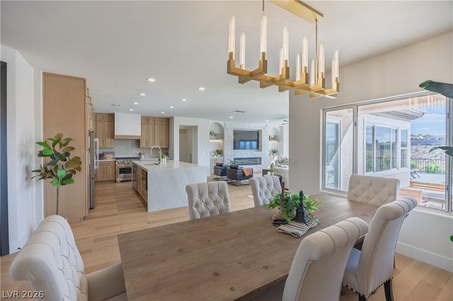 2567 Evening Sky Drive, Henderson, NV 89052