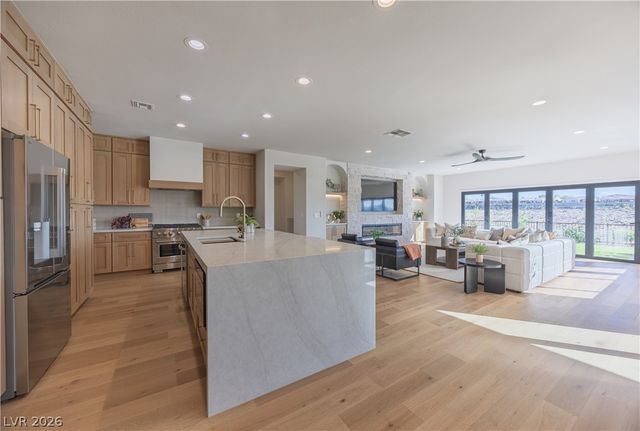 2567 Evening Sky Drive, Henderson, NV 89052