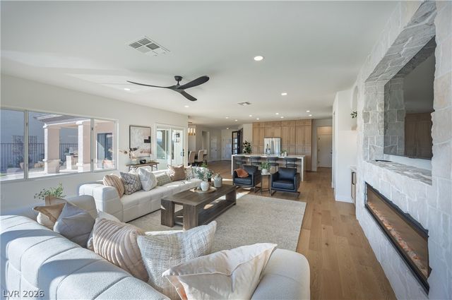 2567 Evening Sky Drive, Henderson, NV 89052