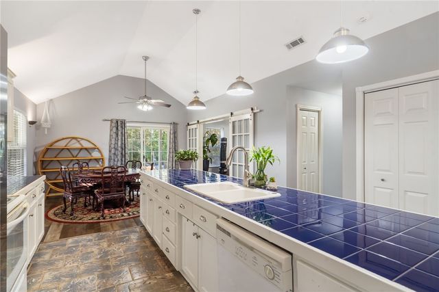 19555 Highway 16, Siloam Springs, AR 72761