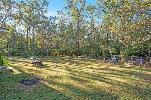 19555 Highway 16, Siloam Springs, AR 72761