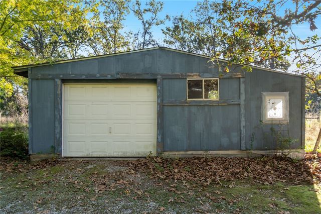 19555 Highway 16, Siloam Springs, AR 72761