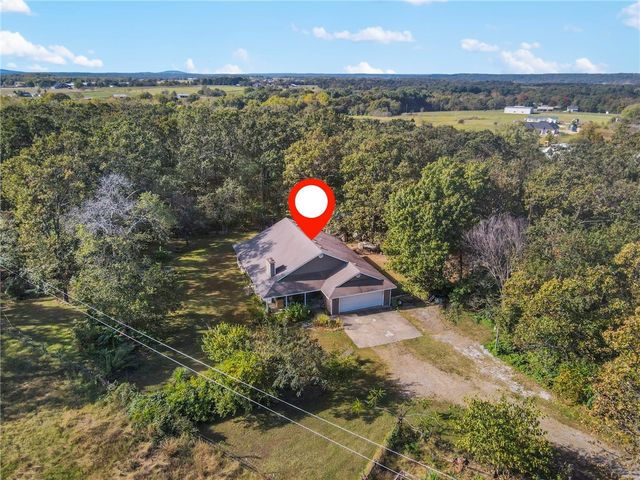 19555 Highway 16, Siloam Springs, AR 72761