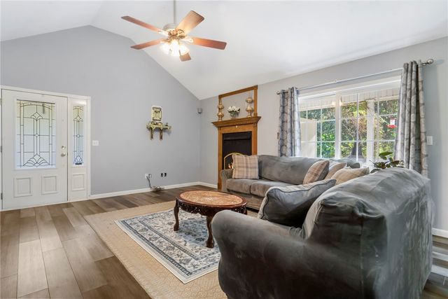 19555 Highway 16, Siloam Springs, AR 72761