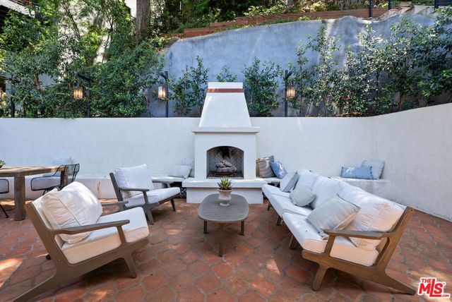 8316 Maple Drive, Los Angeles, CA 90046