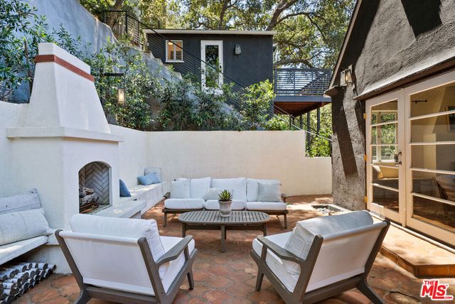 8316 Maple Drive, Los Angeles, CA 90046