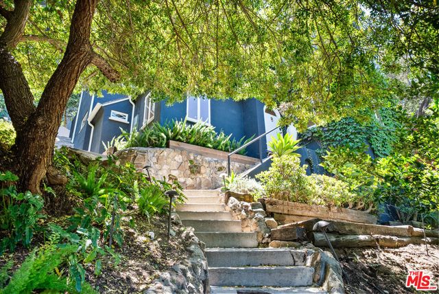 8316 Maple Drive, Los Angeles, CA 90046