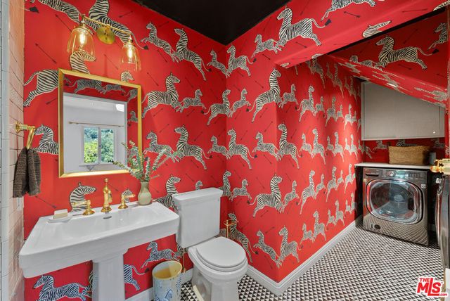 8316 Maple Drive, Los Angeles, CA 90046