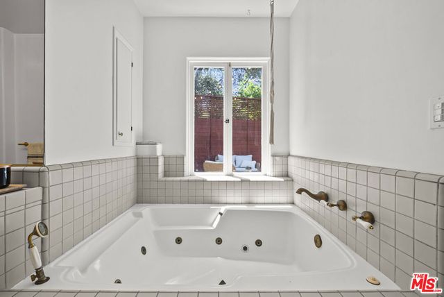 8316 Maple Drive, Los Angeles, CA 90046