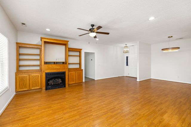 2174 Balclutha Lane, Sumter, SC 29153