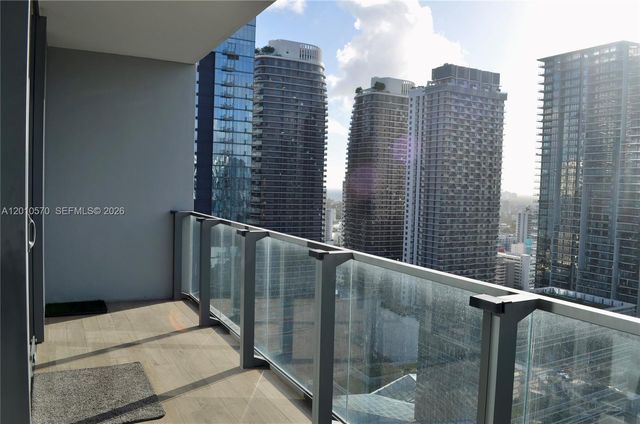 68 SE 6th St 2708, Miami, FL 33131