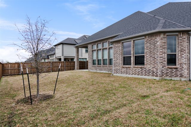 221 Rio Grande Dr, Waxahachie, TX 75165