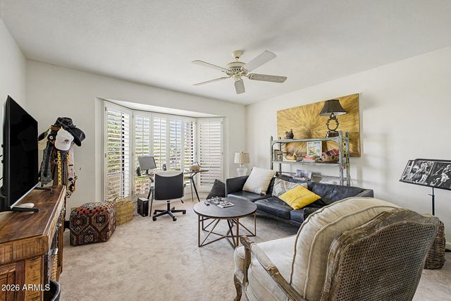 10626 N 8th Street, Phoenix, AZ 85020