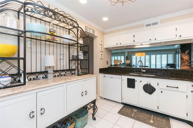 5510 PUERTA DEL SOL BOULEVARD S 232, St Petersburg, FL 33715