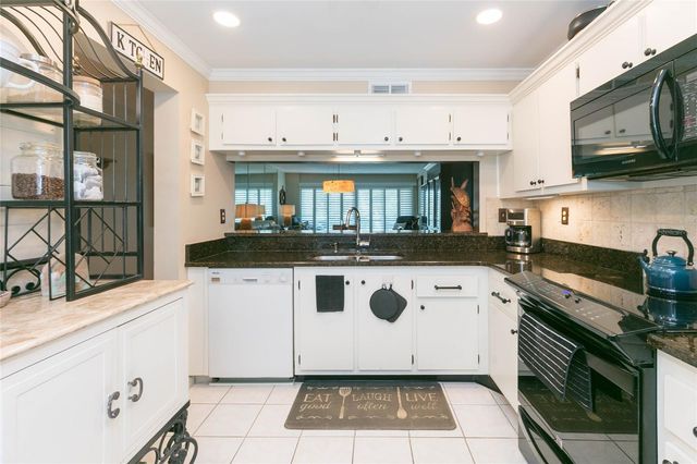 5510 PUERTA DEL SOL BOULEVARD S 232, St Petersburg, FL 33715