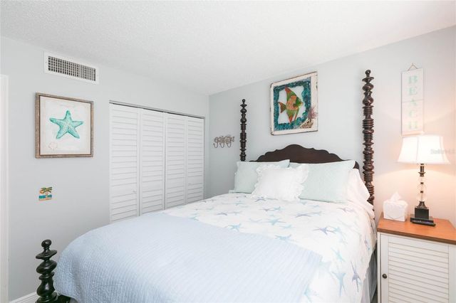 5510 PUERTA DEL SOL BOULEVARD S 232, St Petersburg, FL 33715