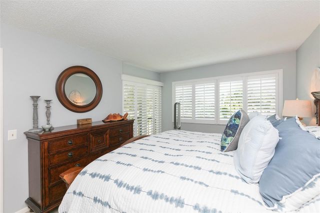 5510 PUERTA DEL SOL BOULEVARD S 232, St Petersburg, FL 33715