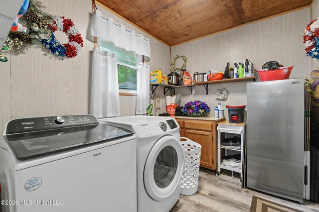 331 Shirley Court, Biloxi, MS 39531