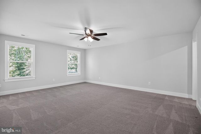 6710 GINSENG LN, King George, VA 22485