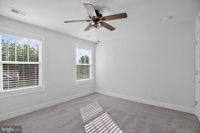 6710 GINSENG LN, King George, VA 22485