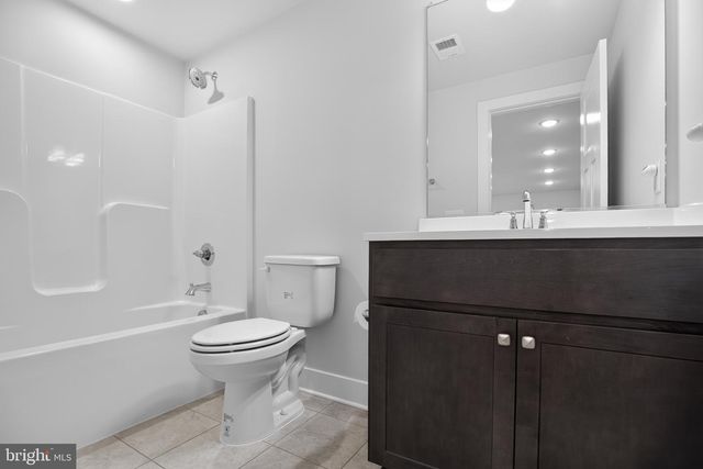6710 GINSENG LN, King George, VA 22485