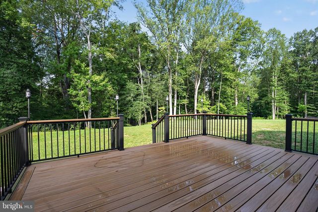 6710 GINSENG LN, King George, VA 22485