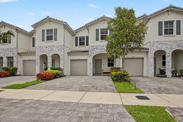 2644 SE 13th St, Homestead, FL 33035