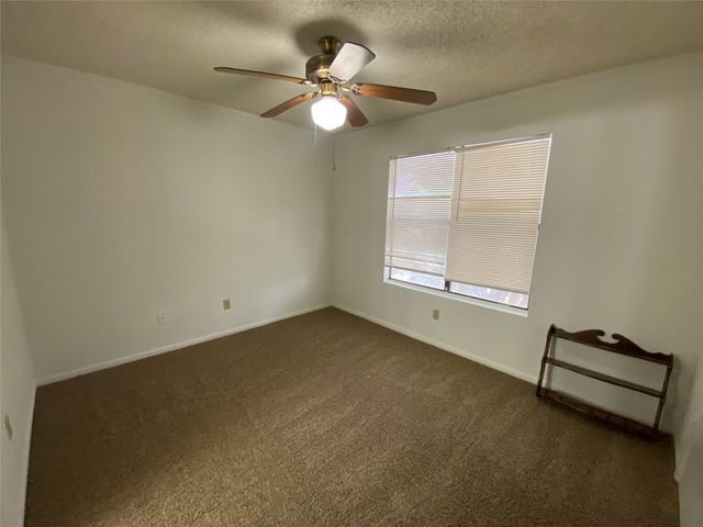 8704 Schick RD B, Austin, TX 78729